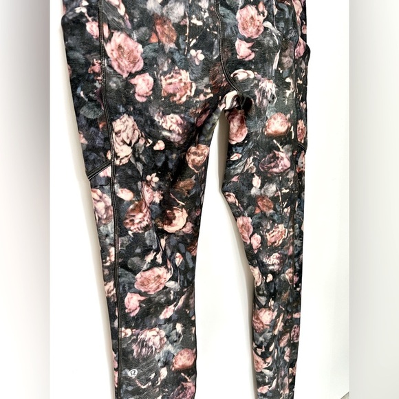 HTF Lululemon Fast and Free High-Rise Tight 25” Floral Dark Forest Size 6 (EUC) - Picture 9 of 16